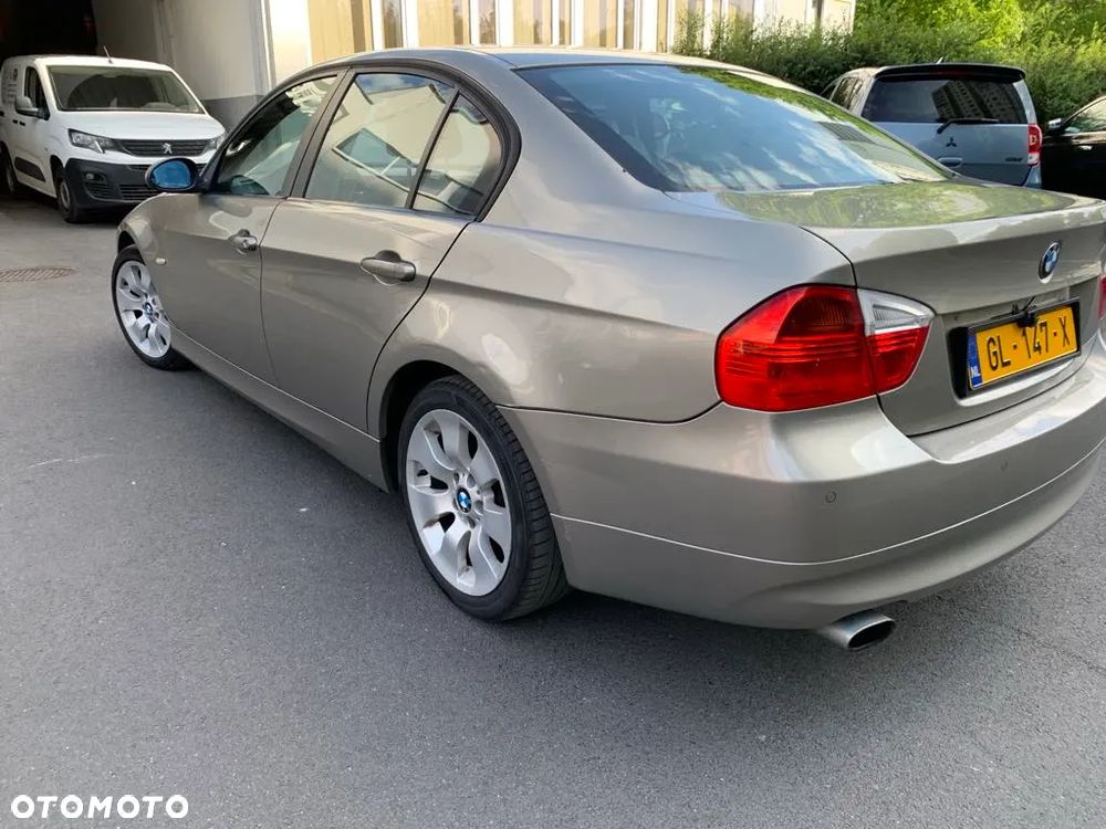 BMW Seria 5 520i - 2