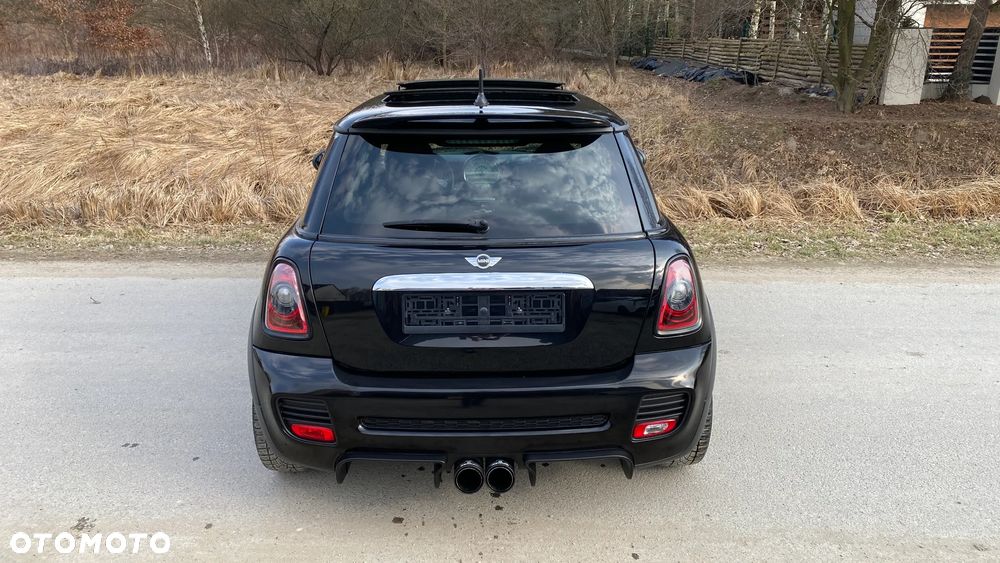 MINI John Cooper Works - 7