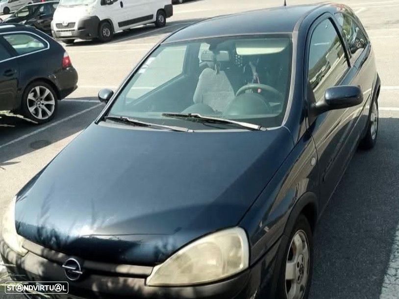 Opel Corsa 1.2 16V Confort - 1