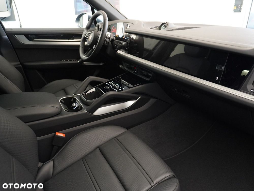 Porsche Cayenne Black Edition - 31