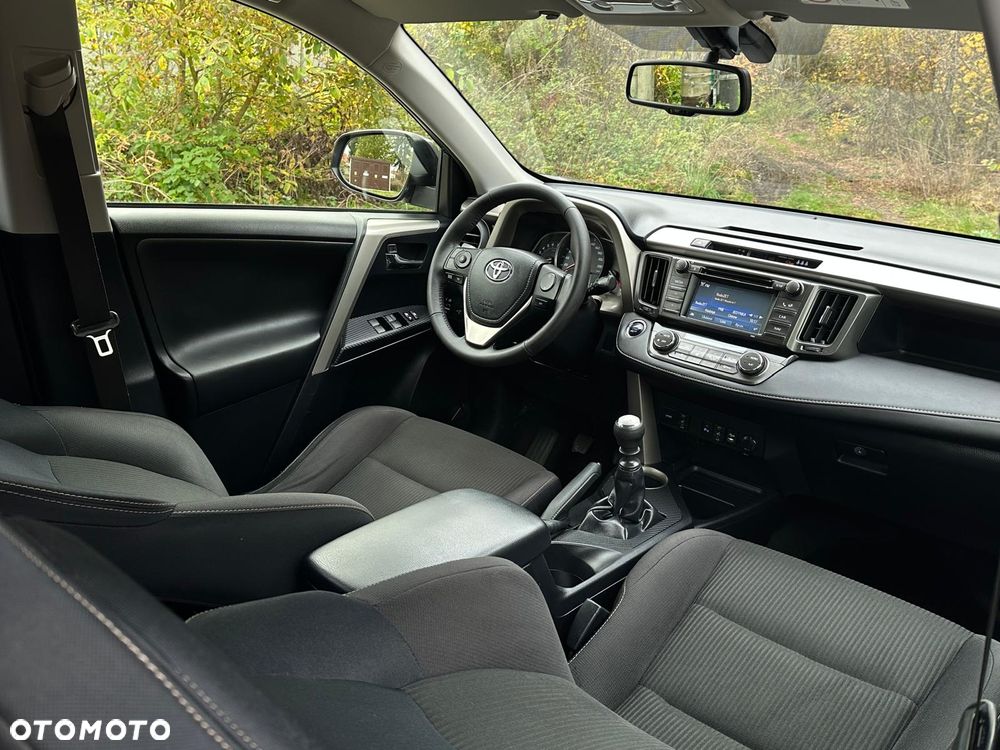 Toyota RAV4 - 21