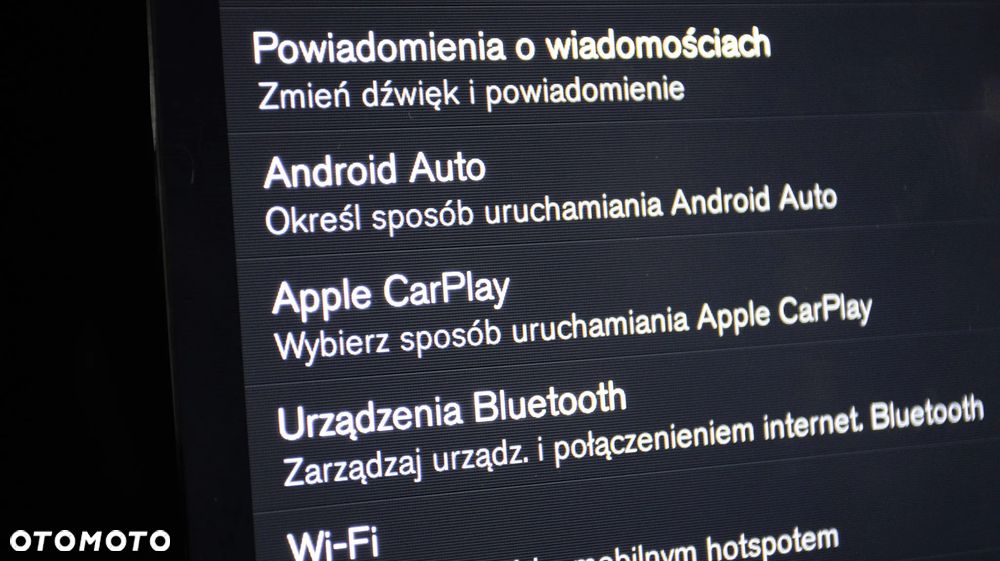 Volvo XC 40 T3 Momentum Pro - 29