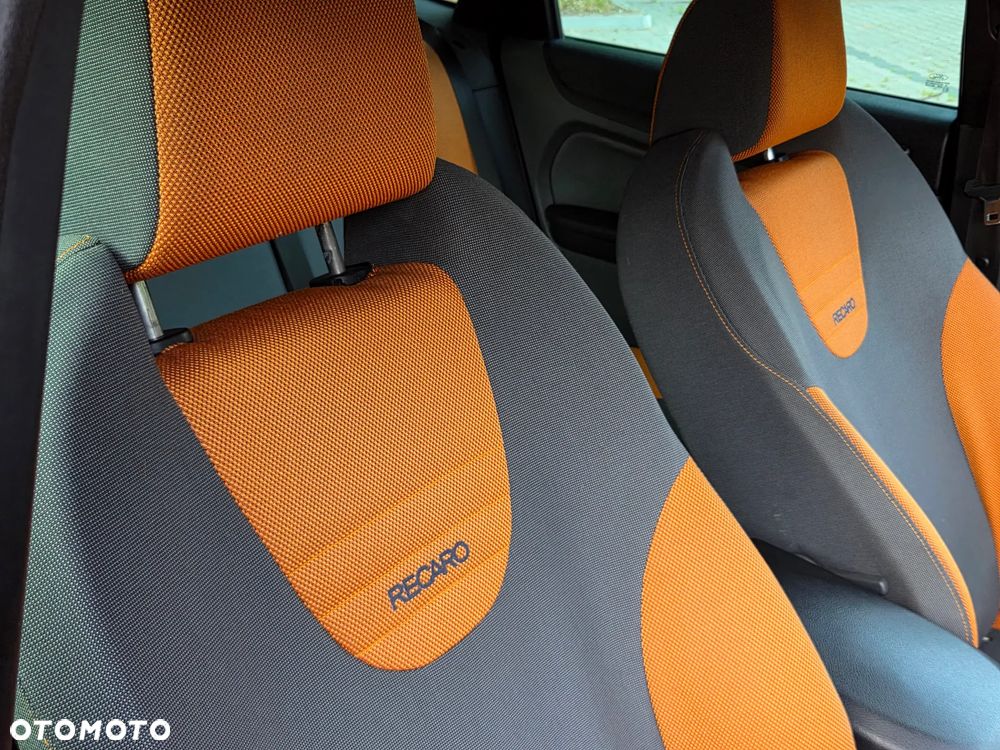 Ford Focus - 14