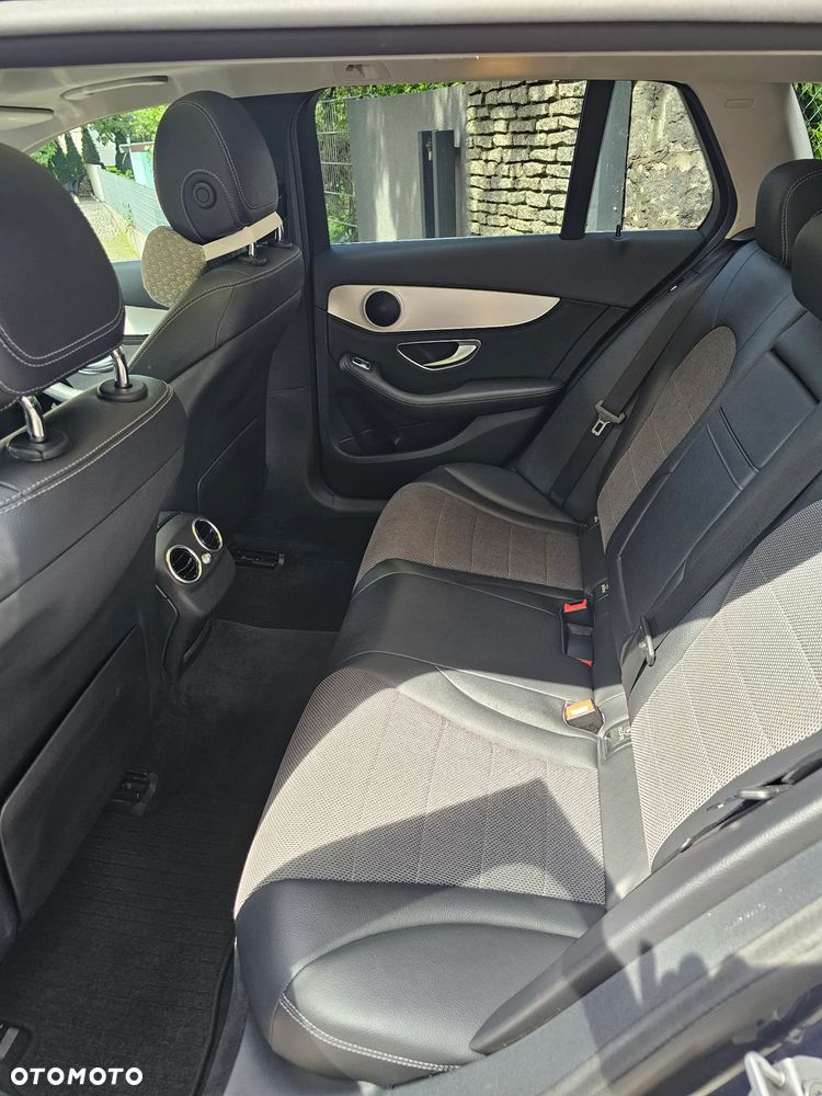 Mercedes-Benz Klasa C 220 (BlueTEC) d 7G-TRONIC Avantgarde - 7