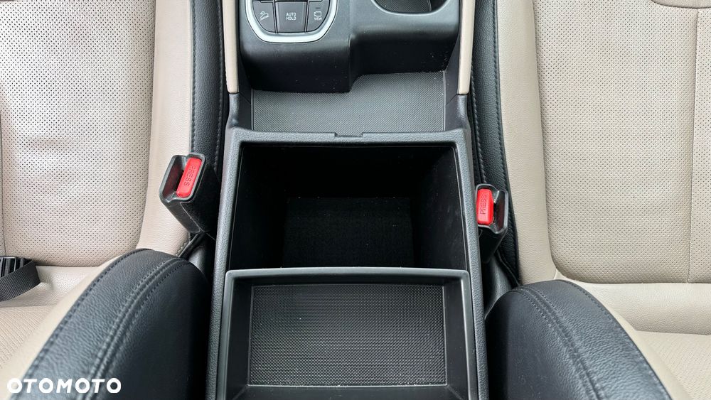 Hyundai Santa Fe - 20