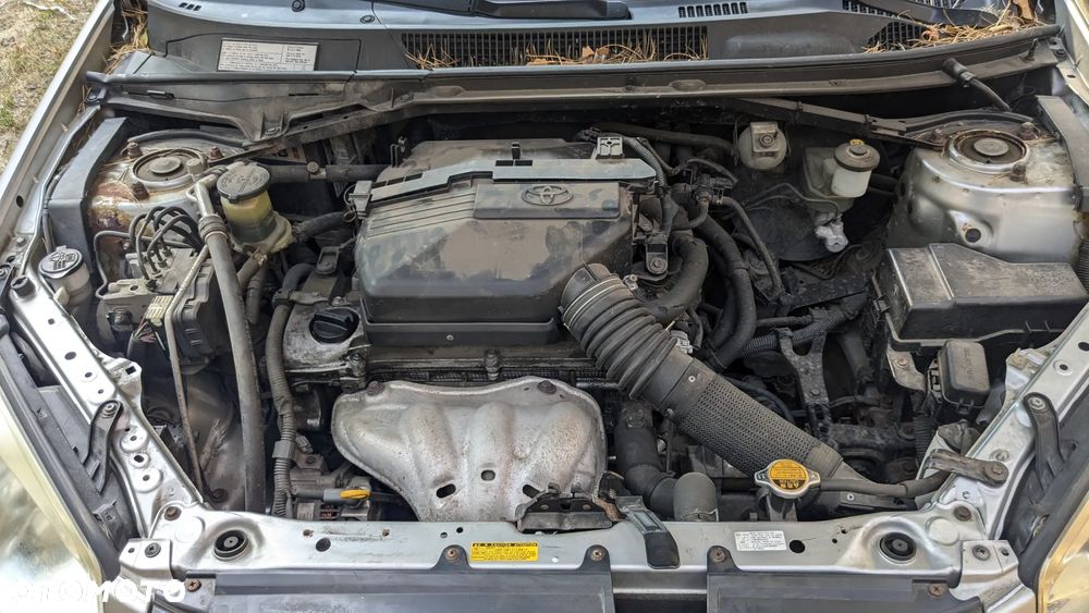 Toyota RAV4 2.0 VVT-i Sol - 11