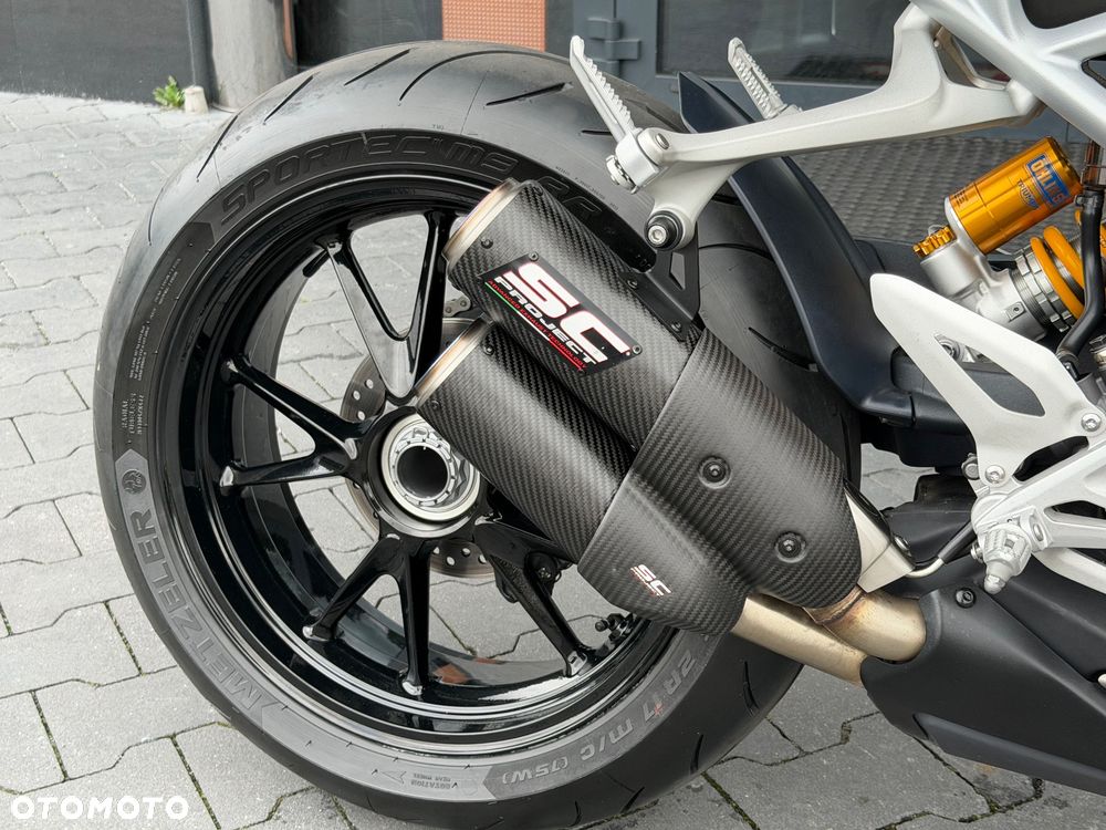 Triumph Speed Triple - 15