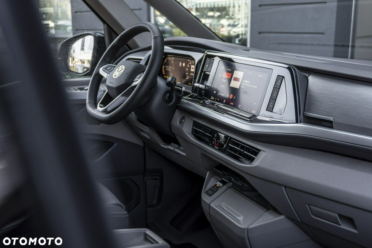 Volkswagen Multivan - 15