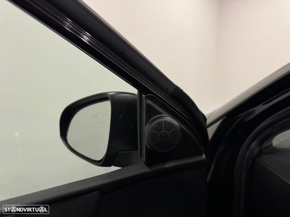 Toyota Auris Touring Sports 1.8 HSD Comfort +P.Techno+P.Sport - 57