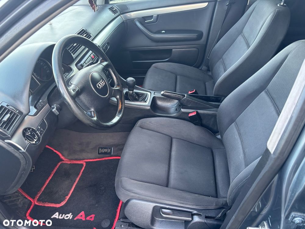 Audi A4 Limousine - 14