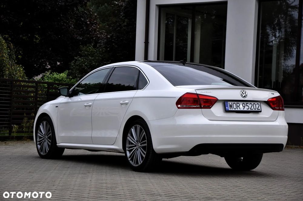 Volkswagen Passat - 20