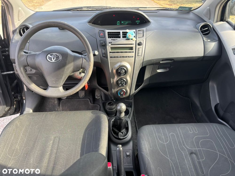 Toyota Yaris 1.0 Entry - 7