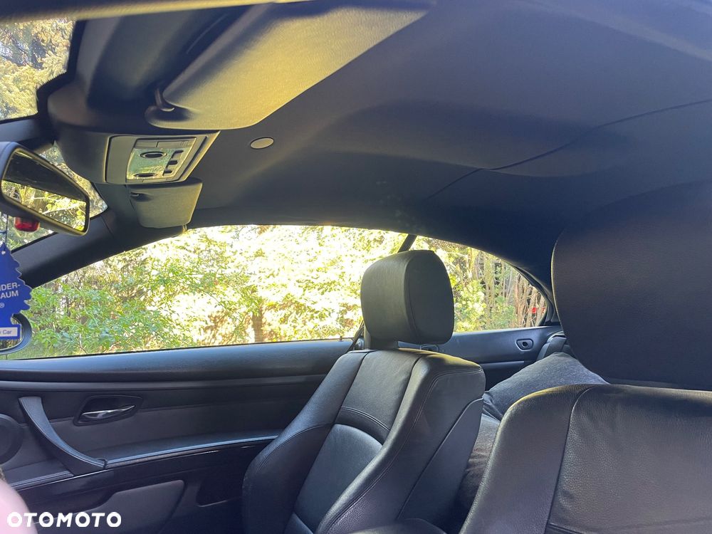 BMW Seria 3 325i Cabrio - 18