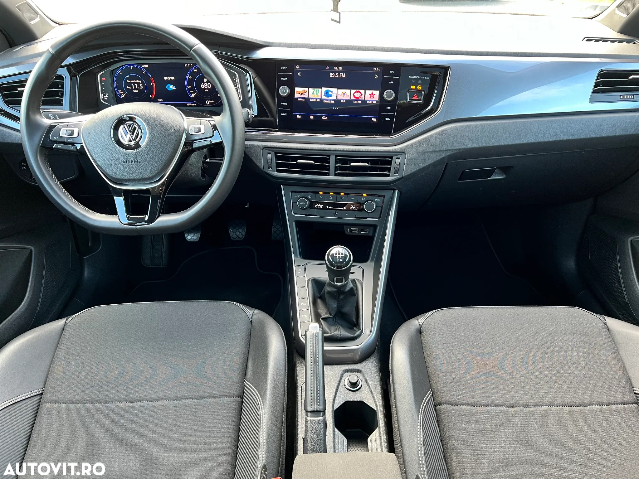 Volkswagen Polo - 8