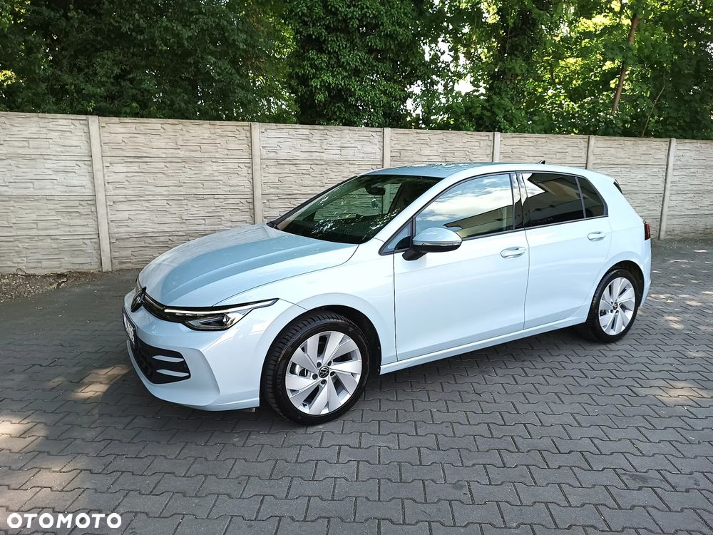 Volkswagen Golf - 2