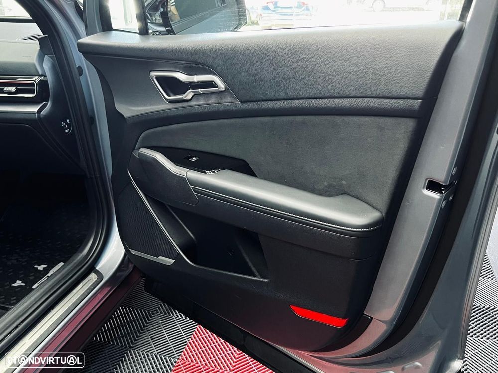 Kia Sportage 1.6 T-GDI AWD Pack GT-Line - 37