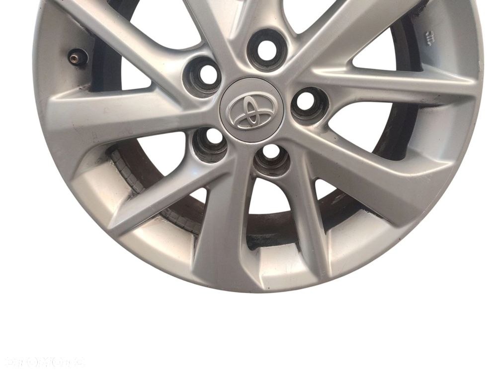 FELGA ALUMINIOWA TOYOTA AURIS II E18 (2012-2015) 1.4 D4D 90KM 42611-02E90 - 3