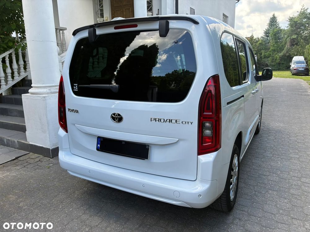 Toyota Proace City Verso 1.5 D-4D Business - 4
