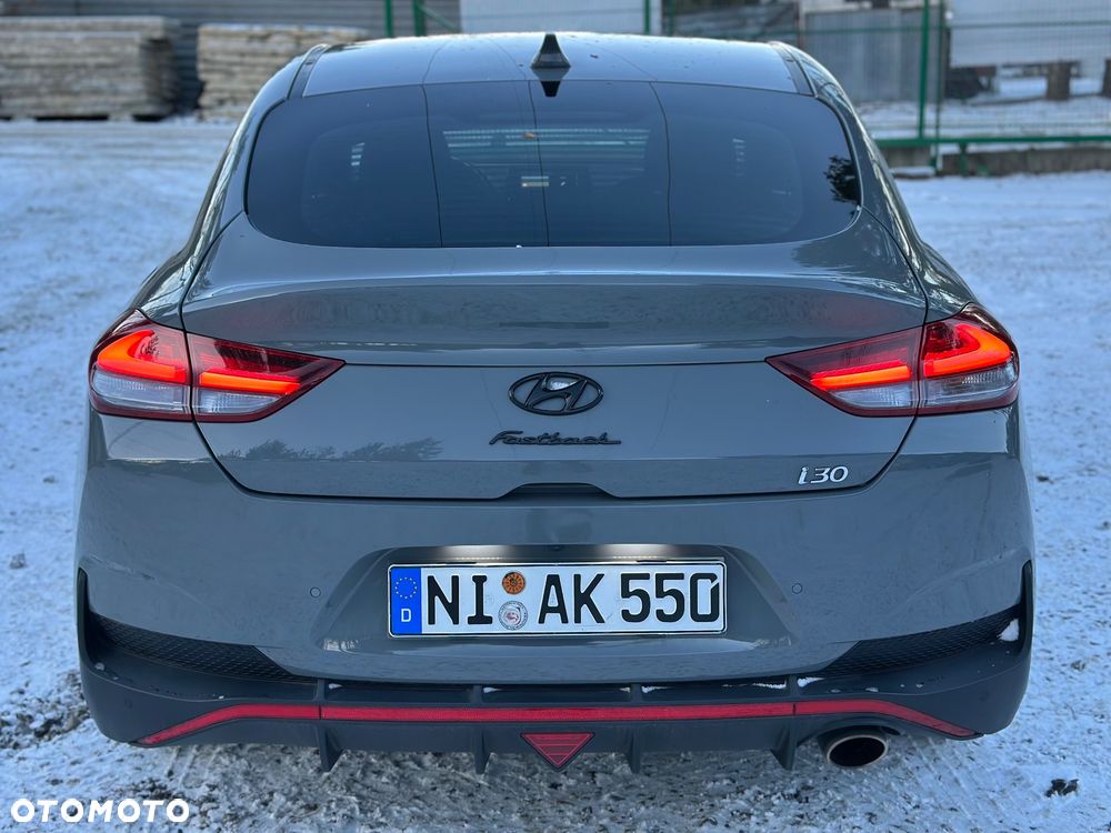 Hyundai i30 N - 21