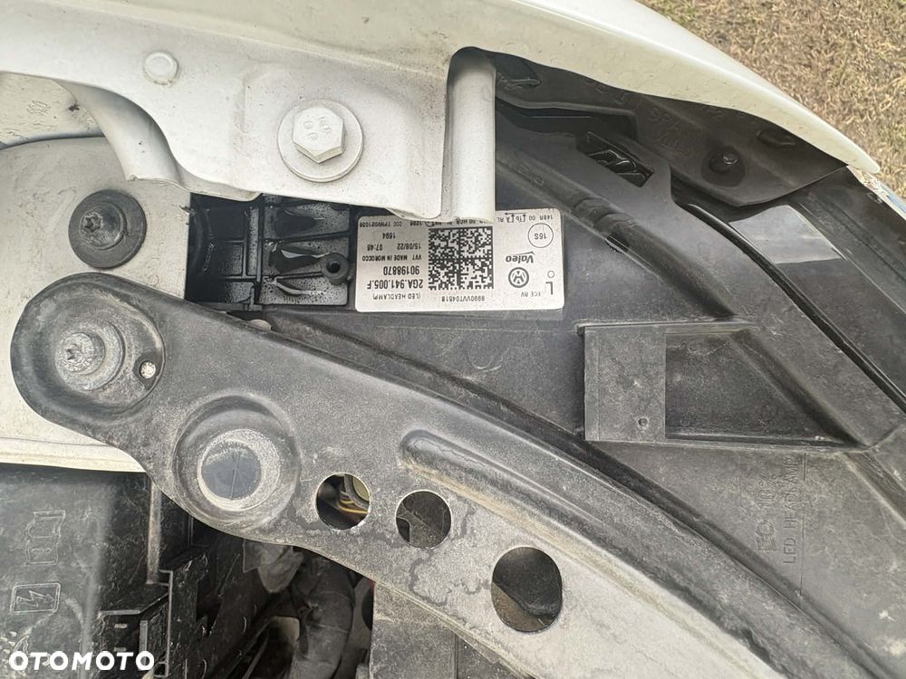 Volkswagen T-Roc 1.5 TSI Life DSG - 28