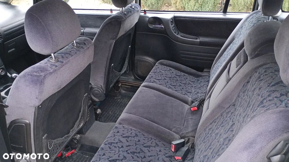 Opel Zafira 1.8 16V Comfort - 10