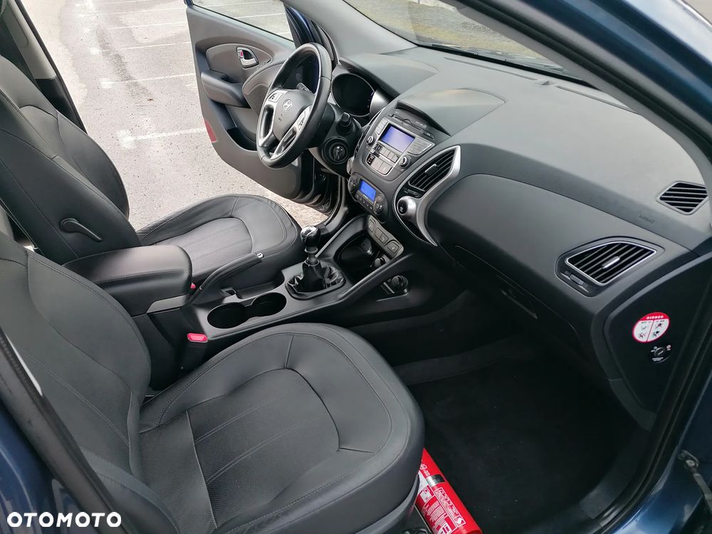Hyundai ix35 1.6 2WD blue Style - 11