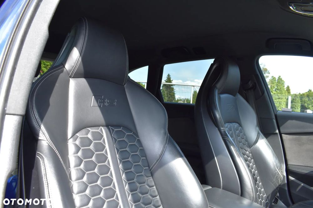 Audi RS4 Avant 2.9 TFSI Quattro Tiptr - 12