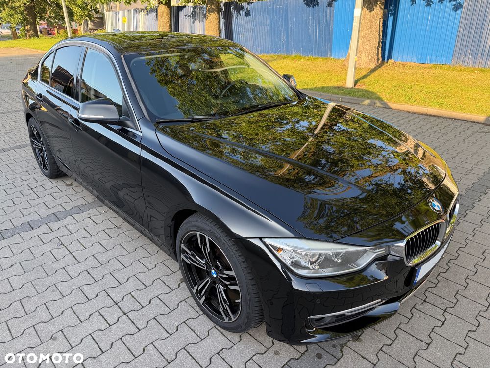 BMW Seria 3 330d Sport-Aut Luxury Line - 9