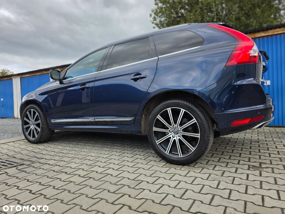 Volvo XC 60 - 1