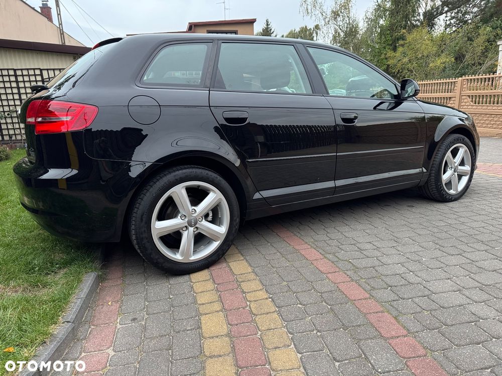 Audi A3 Sportback - 10