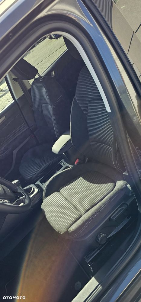 Ford Focus 1.0 EcoBoost mHEV Titanium - 10