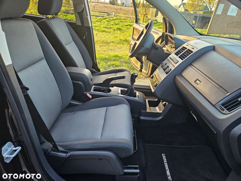 Dodge Journey 2.4 SE - 19