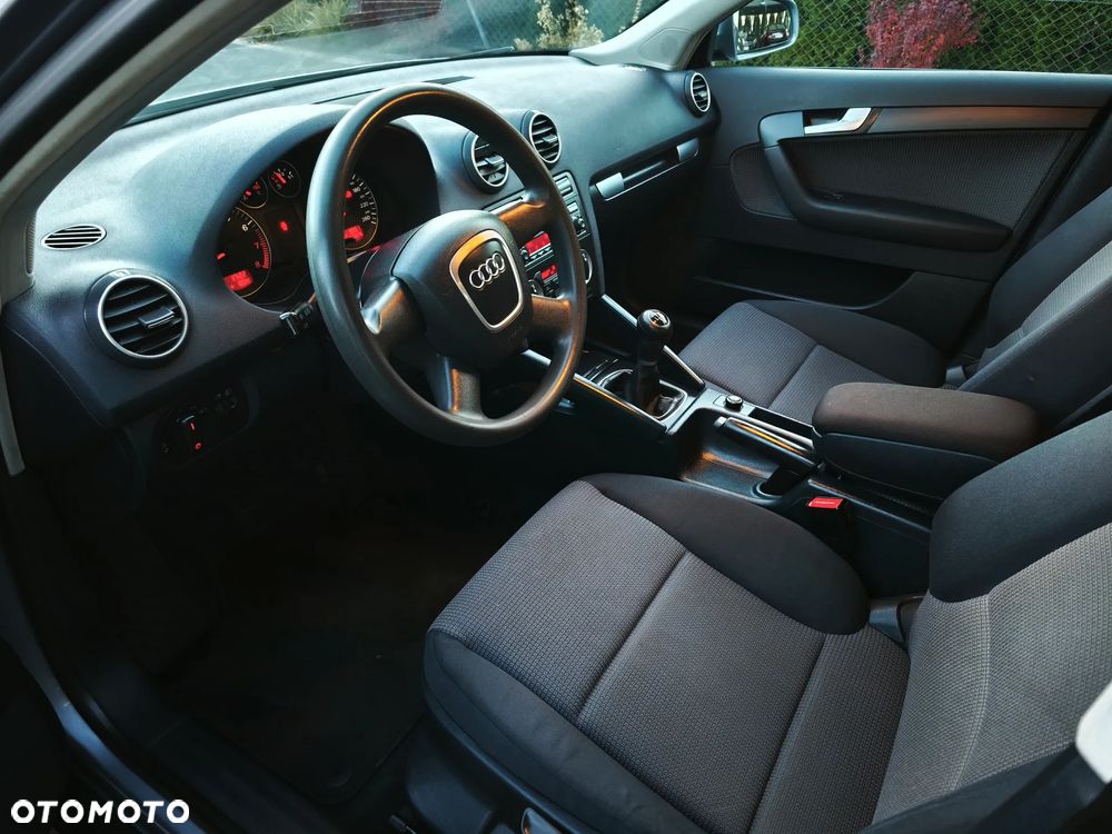 Audi A3 Sportback - 15