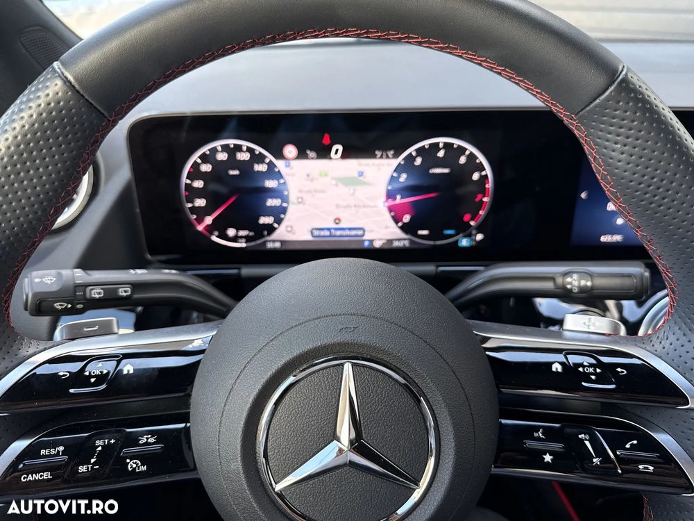 Mercedes-Benz GLA 220 4MATIC MHEV Aut. - 11