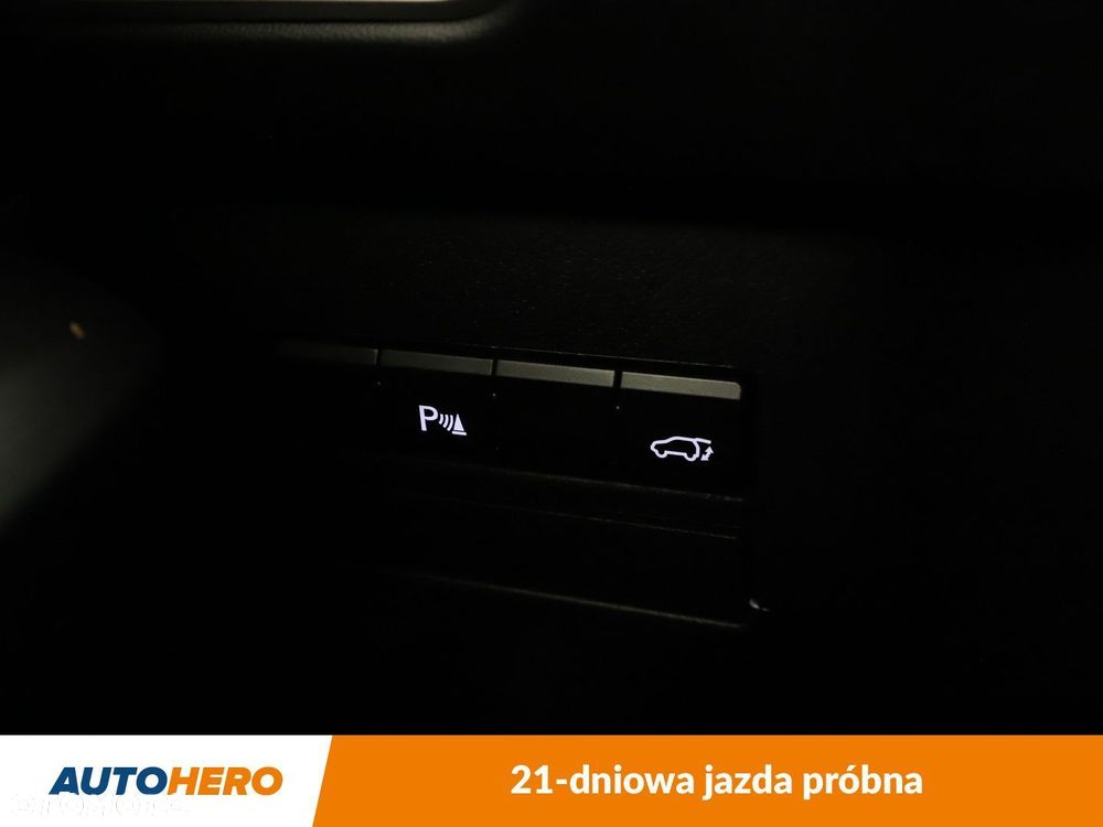 Lexus NX 300h Comfort AWD - 33
