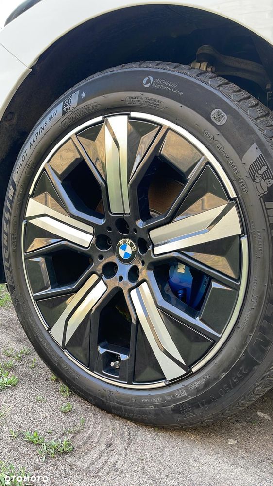 BMW iX xDrive45 - 40