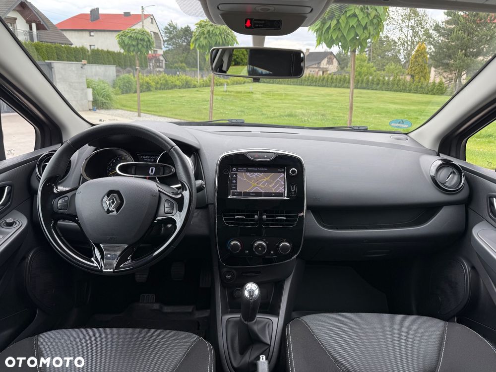 Renault Clio 1.2 16V 75 Experience - 19