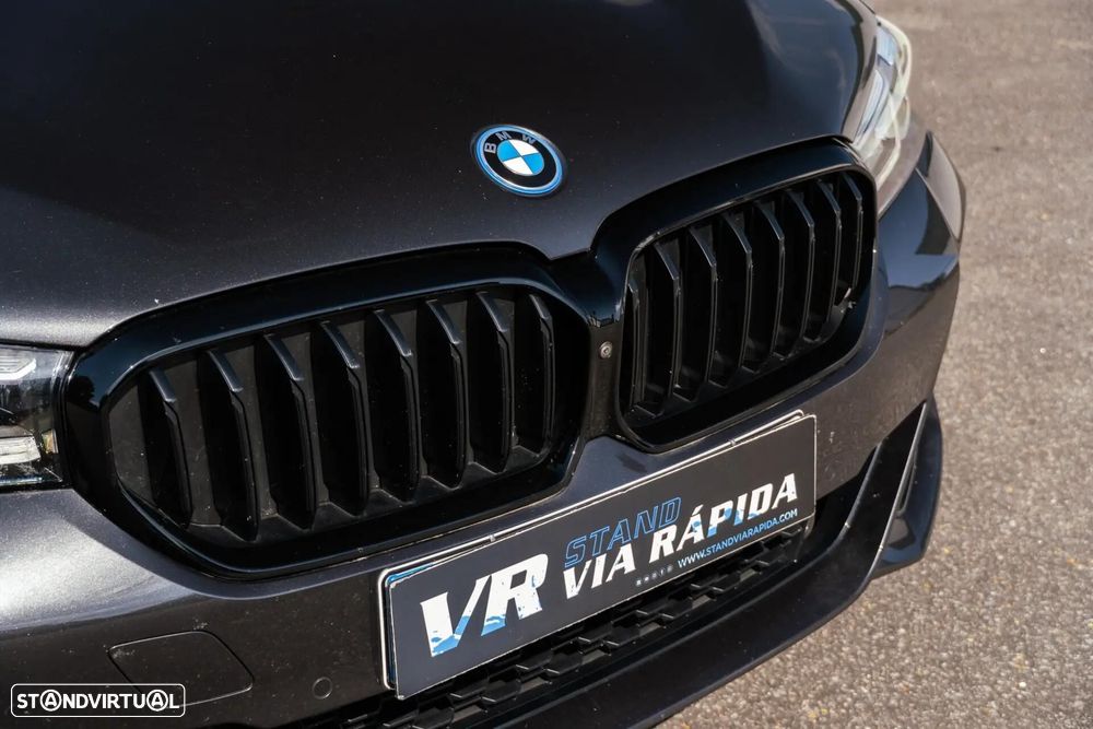 BMW 530 e Pack M - 29