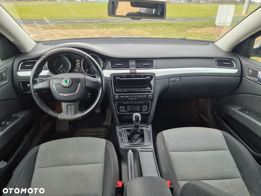 Skoda Superb 1.6 TDI GreenLine - 5