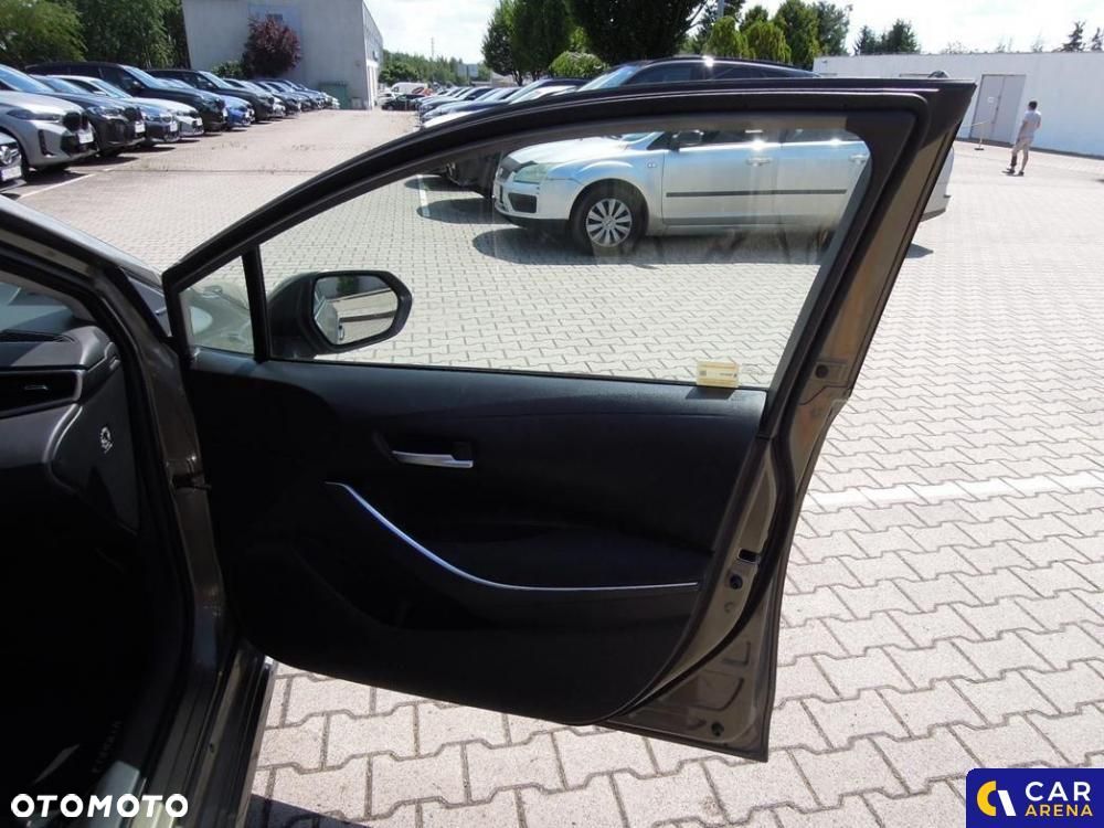 Toyota Corolla - 27