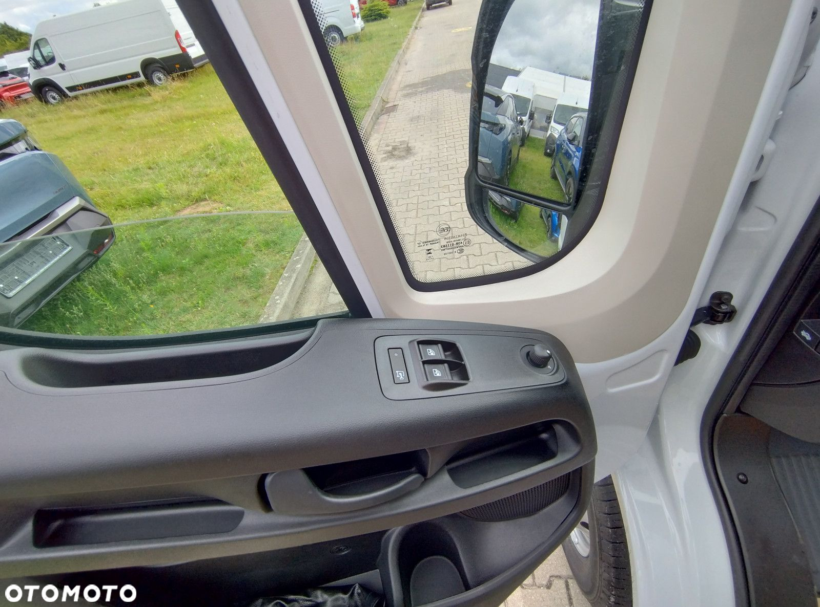Opel movano Movano Furgon L3H2 2.2 Diesel 140KM MT6 Euro 6E DMC 3.3t 13m3 - 31