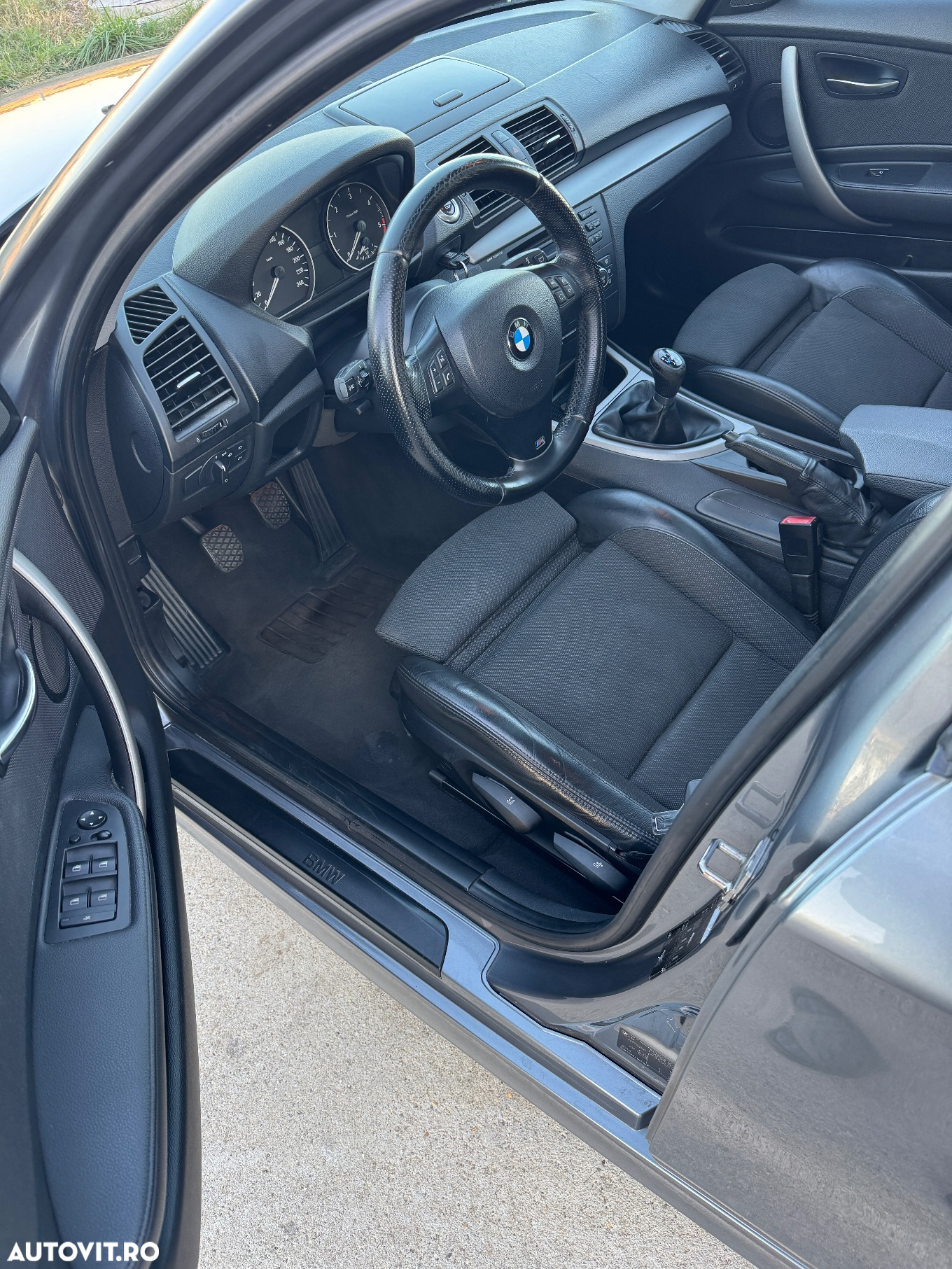 BMW Seria 3 318d - 11