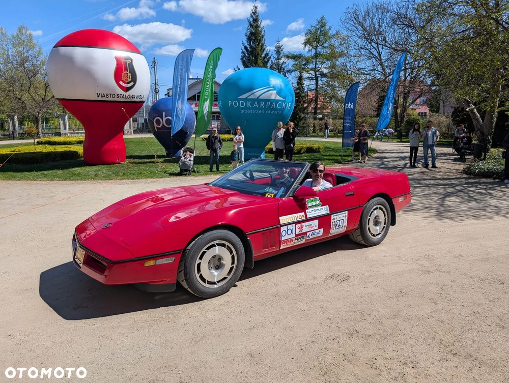 Chevrolet Corvette - 17