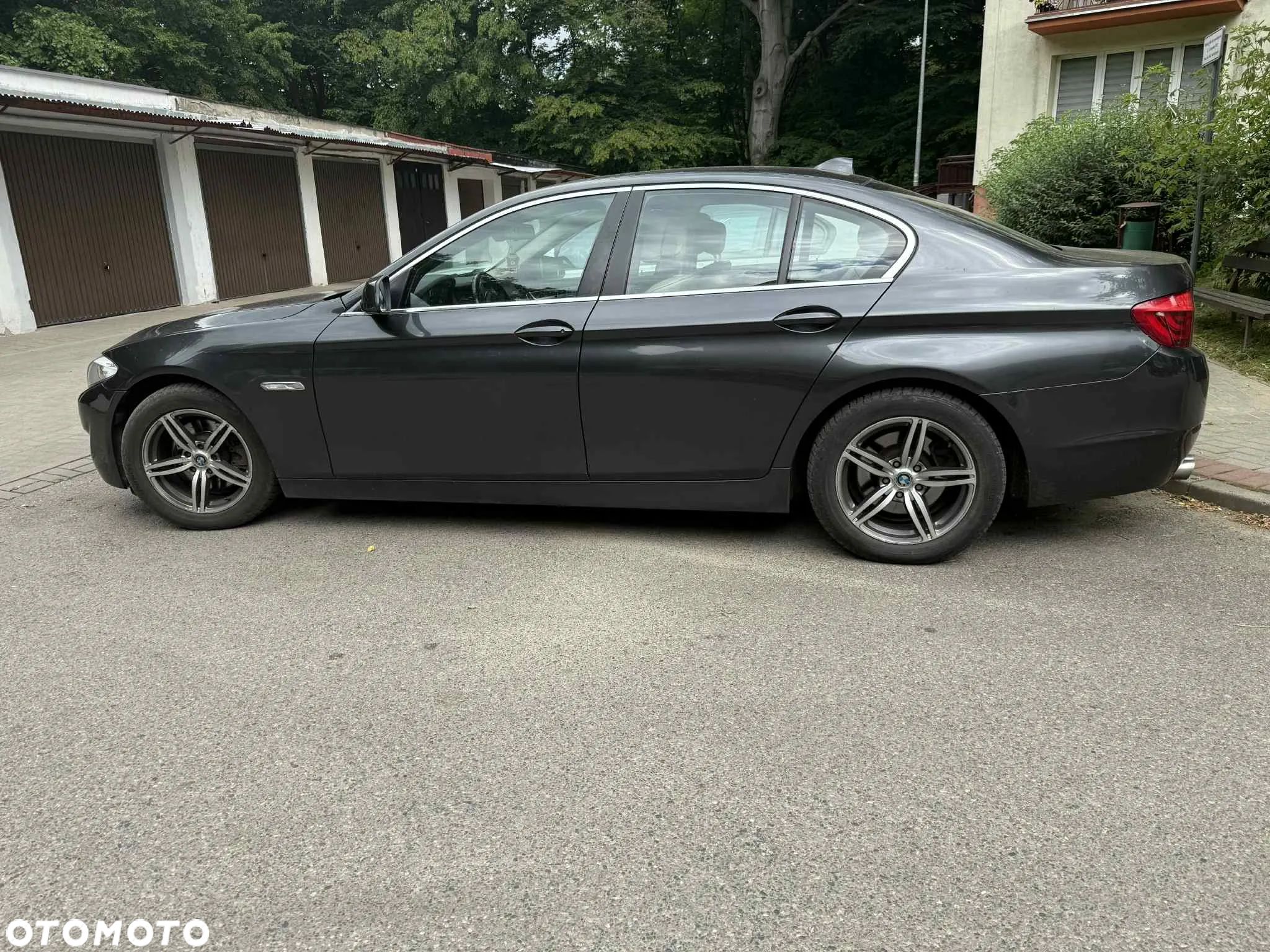 BMW Seria 5 - 1