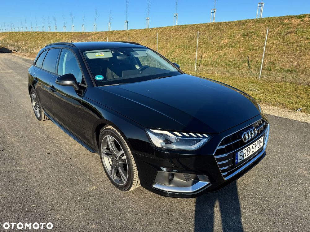 Audi A4 Avant 35 TDI S tronic - 1