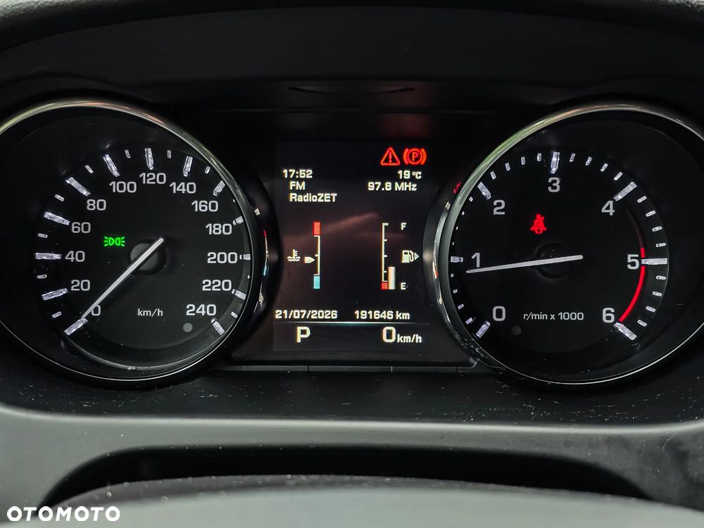 Land Rover Discovery Sport - 9