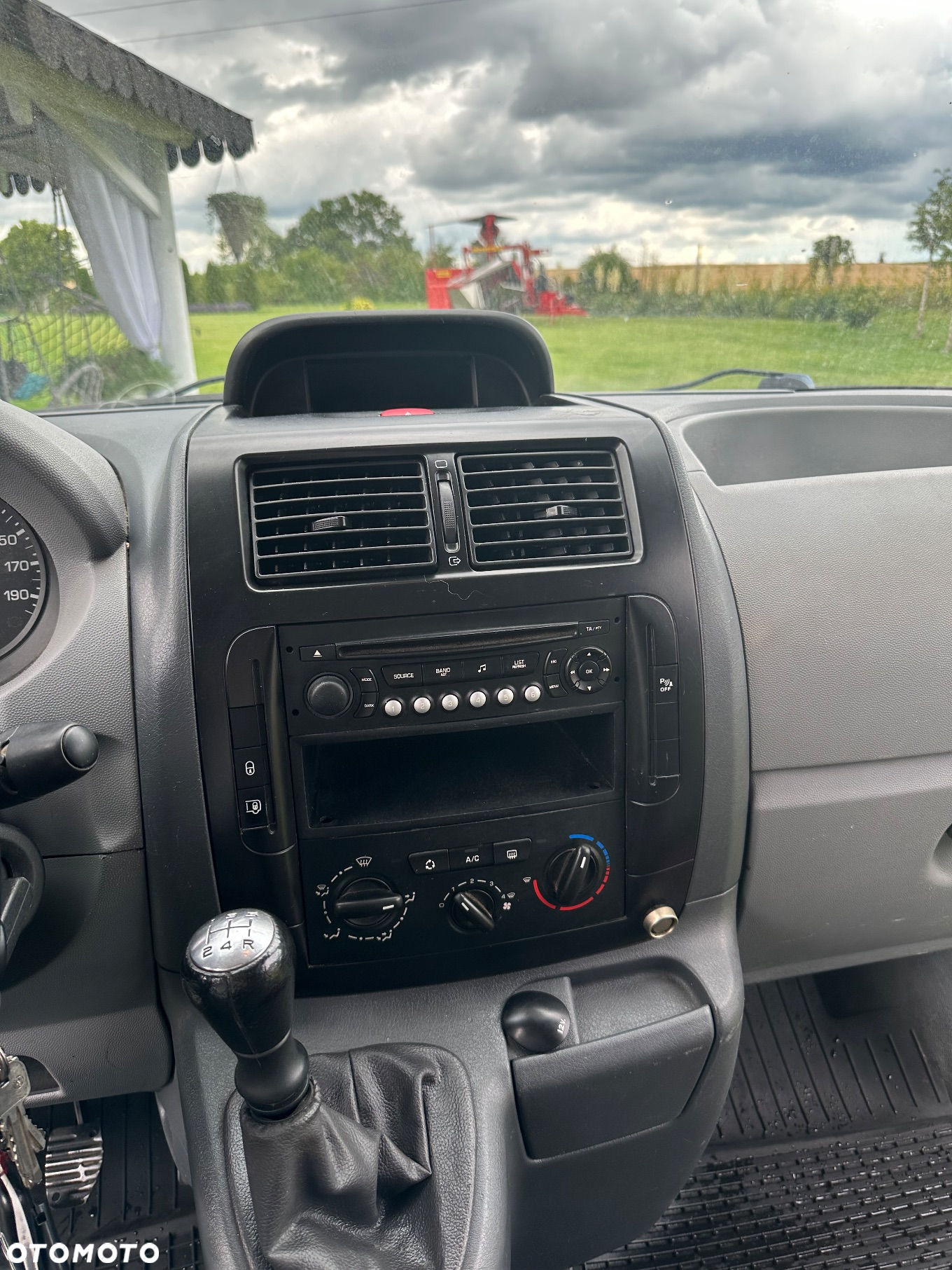 Peugeot Expert Tepee 1.6 HDi L2 Trendy - 10