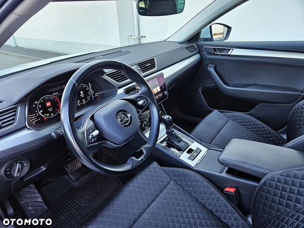 Skoda Superb 2.0 TDI SCR Style DSG - 7