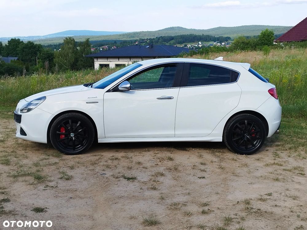 Alfa Romeo Giulietta - 2