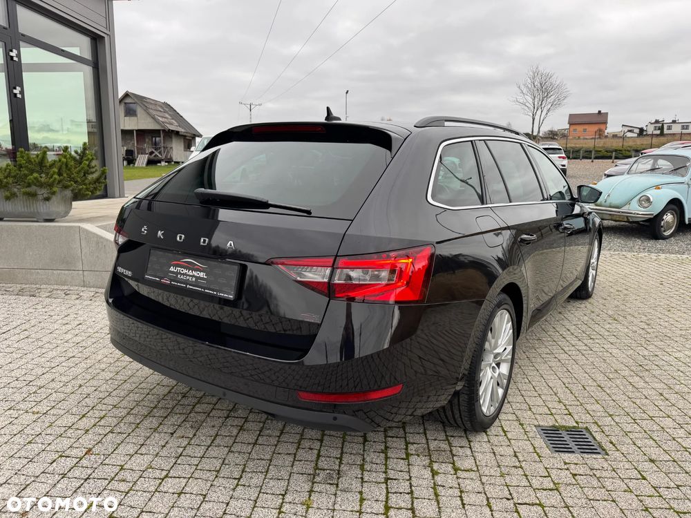 Skoda Superb 2.0 TDI DSG Ambition - 10